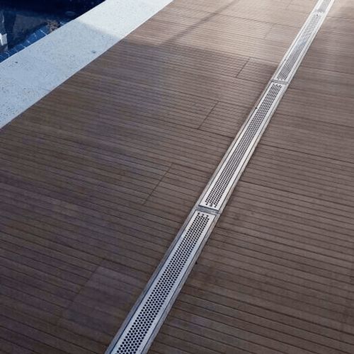 Grelha Perfurada Anti Inseto Inox para Água Pluvial 10x50cm - JJM Grelhas